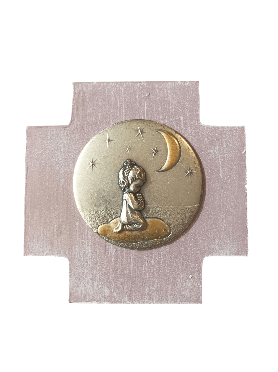 CRUZ CUADRADA COLOR NIÑA 10CM1