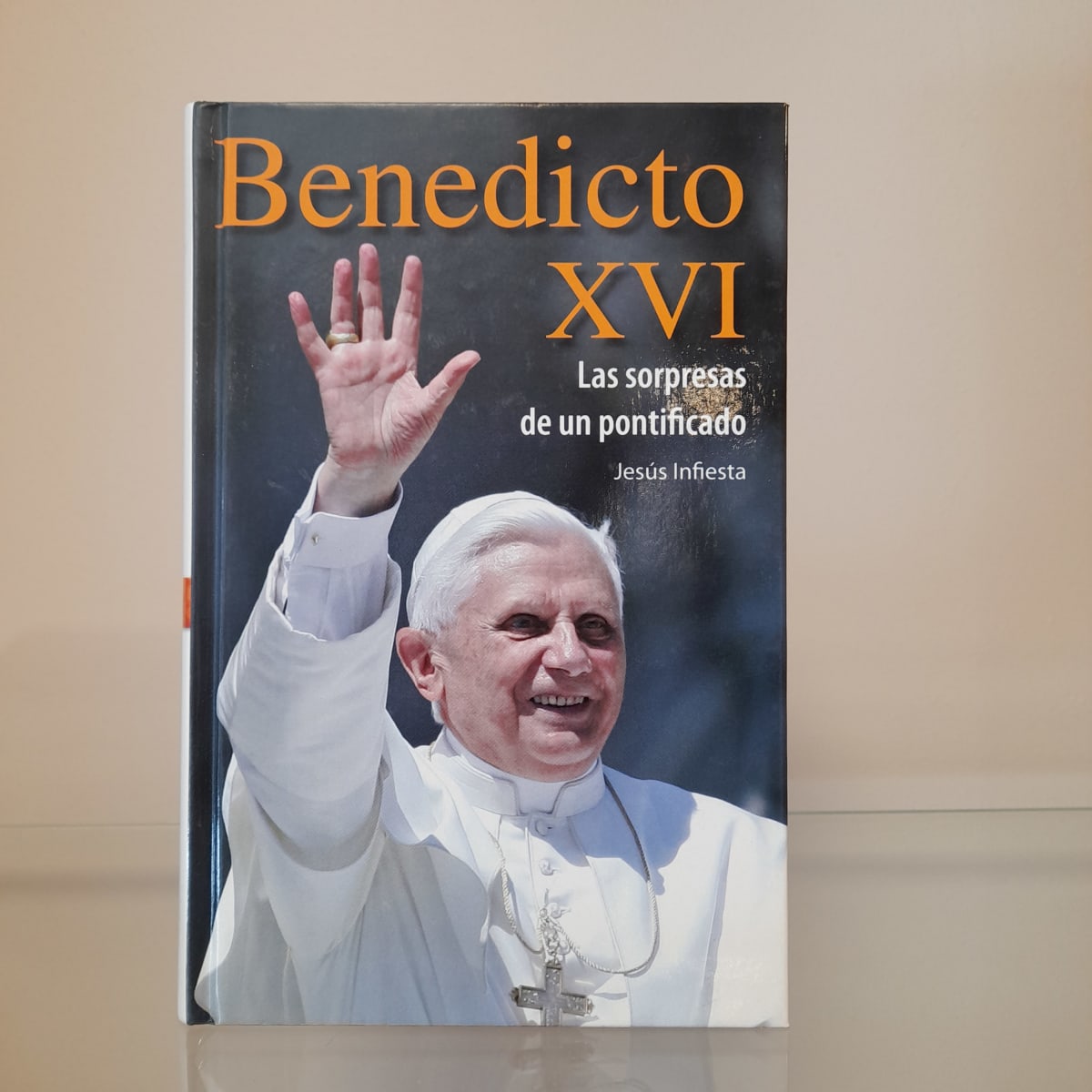 BENEDICTO XVI LAS SORPRESAS DE UN PONTIFICADO1