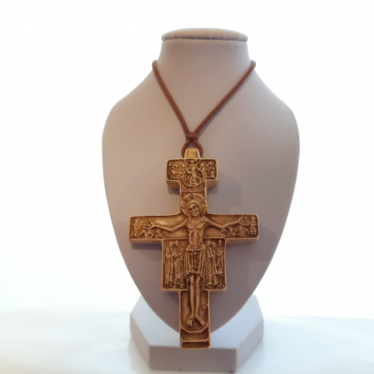 CRUZ SAN FRANCISCO MEDIANA MARFILINA 8CM1