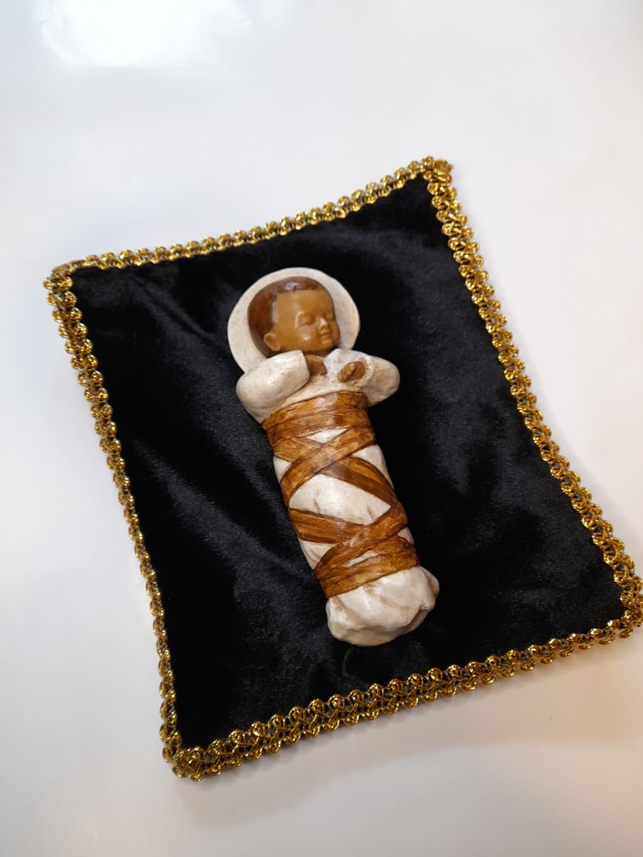 JESUS MEDIANO CON AUREOLA 21CM2