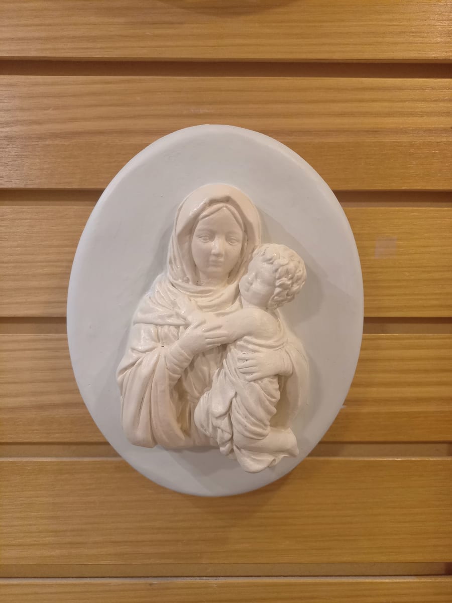 VIRGEN EN FORMA DE ÓVALO2