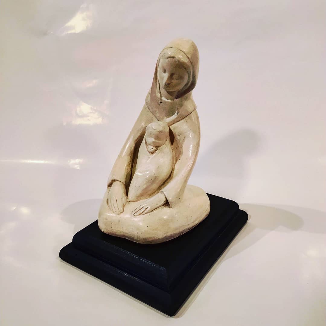 VIRGEN MODERNA CON BASE1