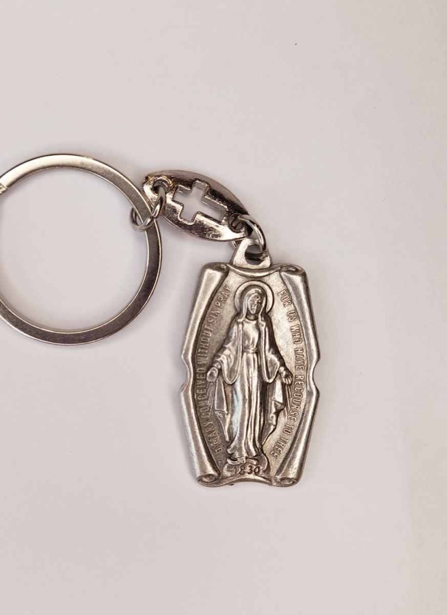 LLAVERO OVAL SURTIDO1