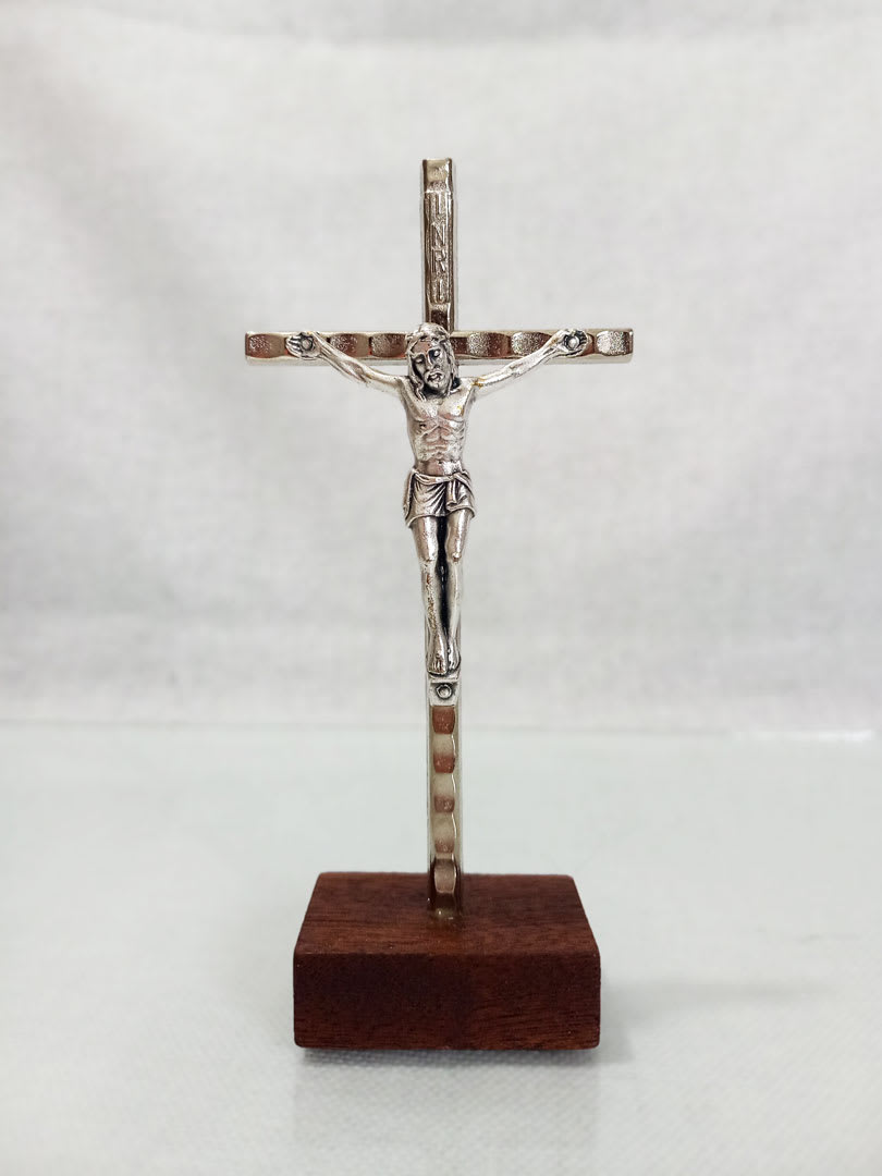 CRUZ MARTILLADA BASE MADERA2