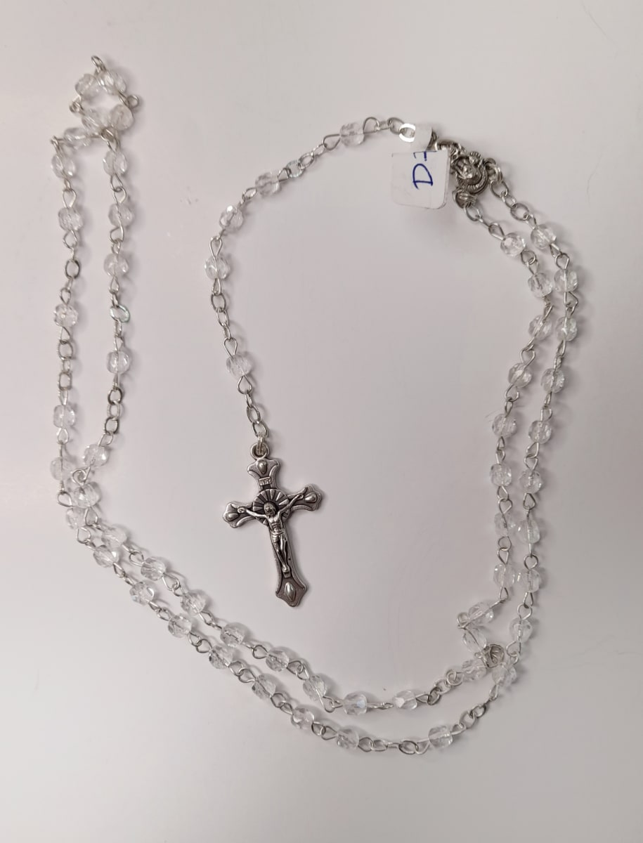 ROSARIO CRISTAL ROCA 4MM NEGRO Y TRASPARENTE2