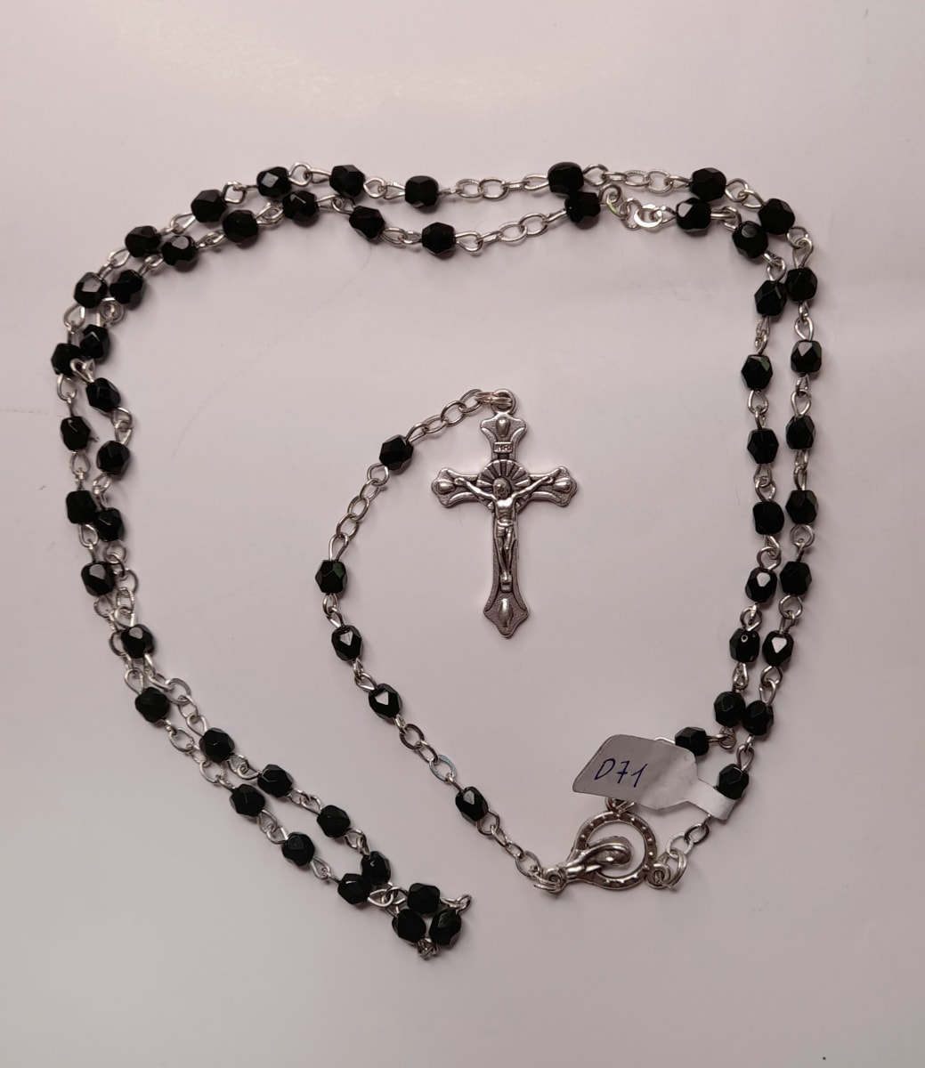 ROSARIO CRISTAL ROCA 4MM NEGRO Y TRASPARENTE3