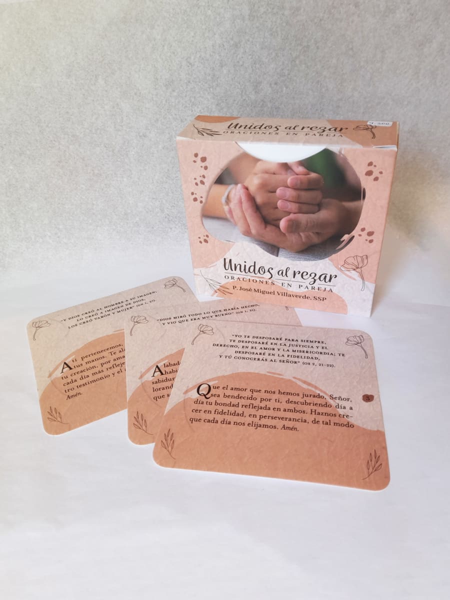 UNIDOS AL REZAR CAJITA1