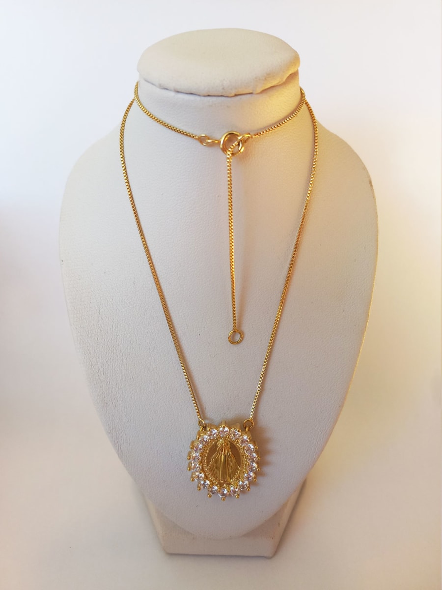 COLLAR VIRGEN DE LOS RAYOS2