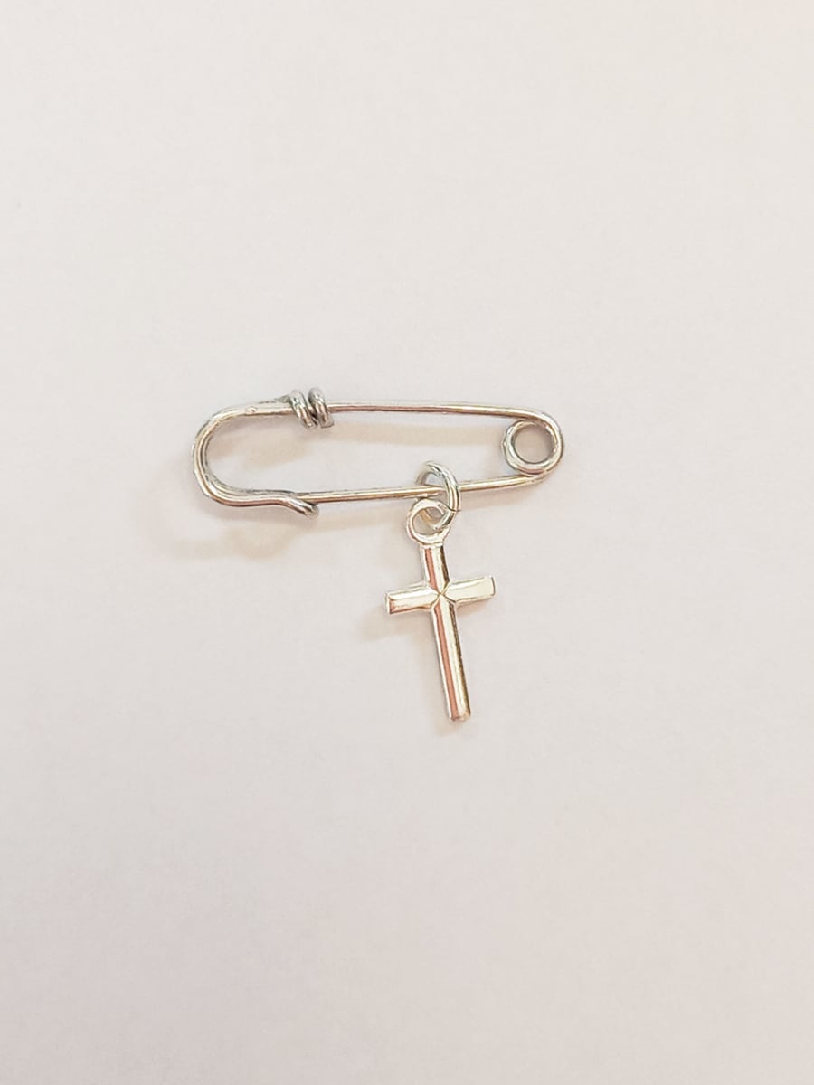 CRUZ CON ALFILER DE PLATA2