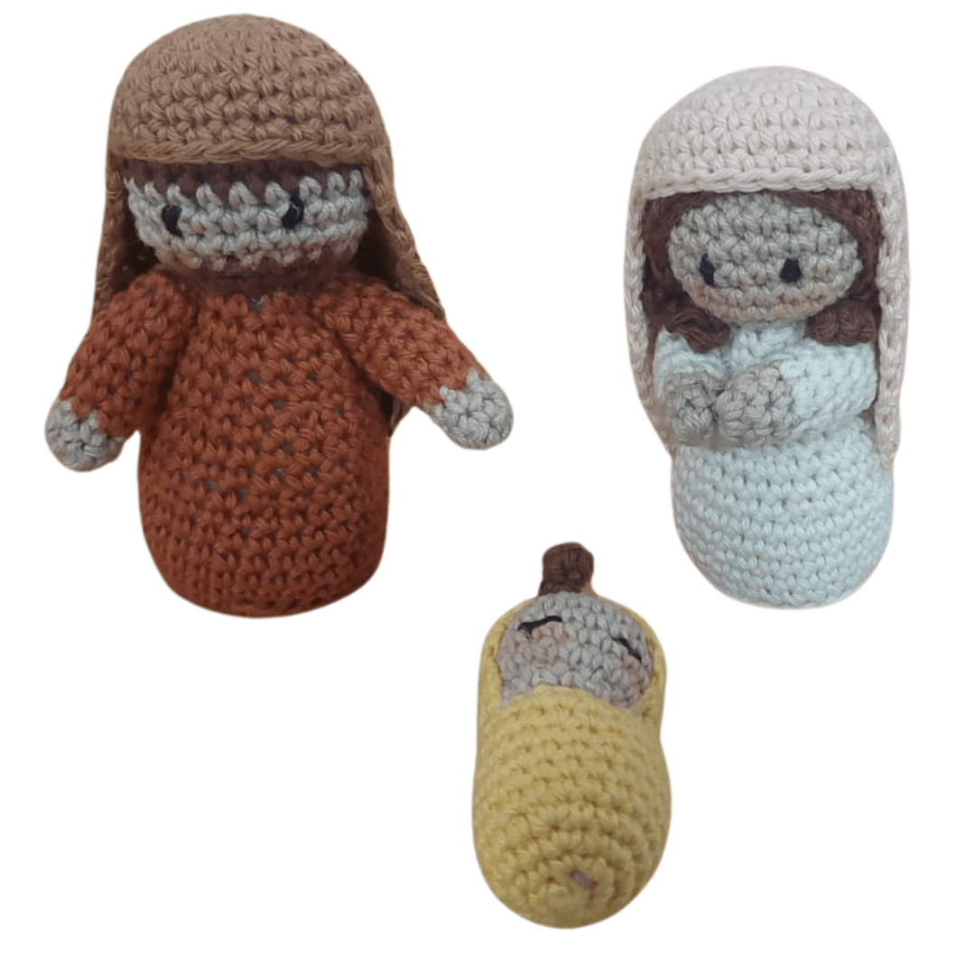 SAGRADA FAMILIA TEJIDA CROCHET PEQUEÑA1