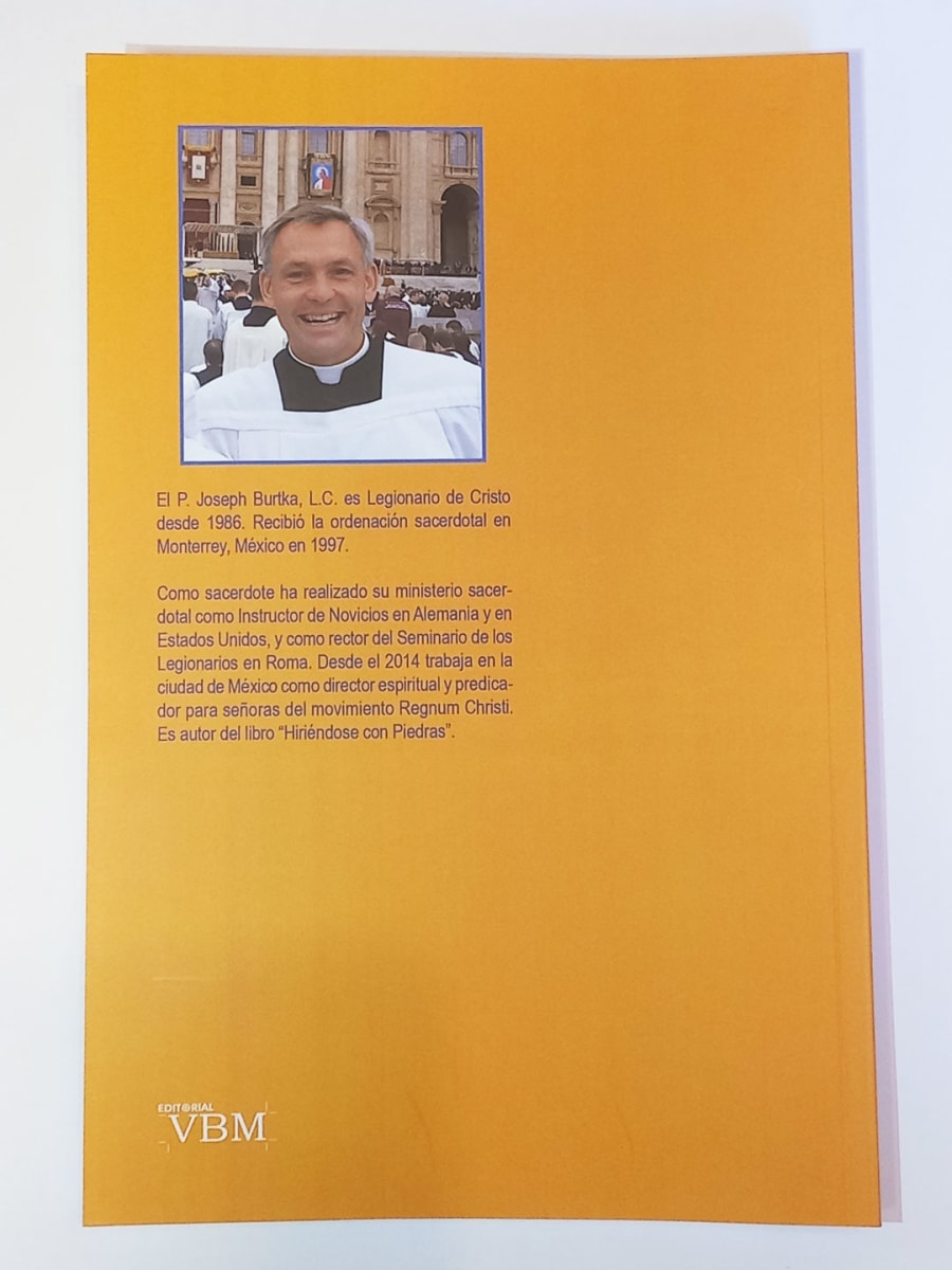 LIBRO HIRIENDOSE CON PIEDRAS2