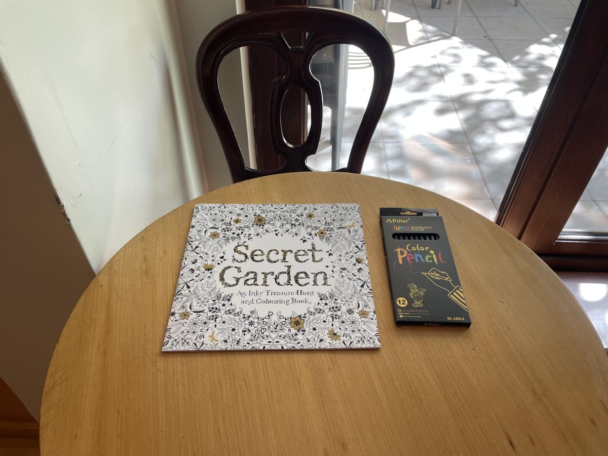 LIBRO COLOREAR JARDINES1