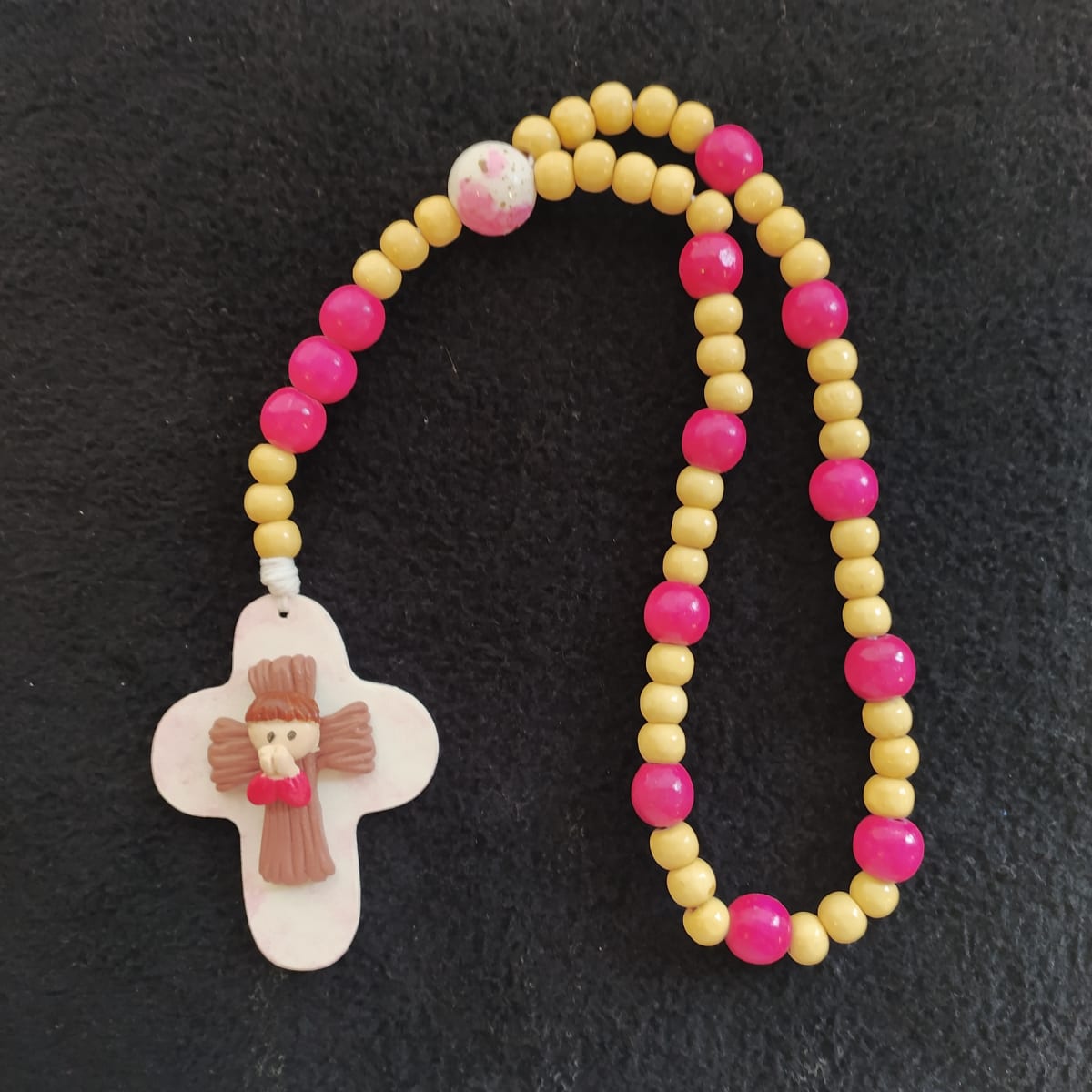 ROSARIO GRANDE NIÑO PARED1