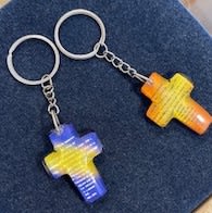 LLAVERO CRUZ EN VIDRIO1