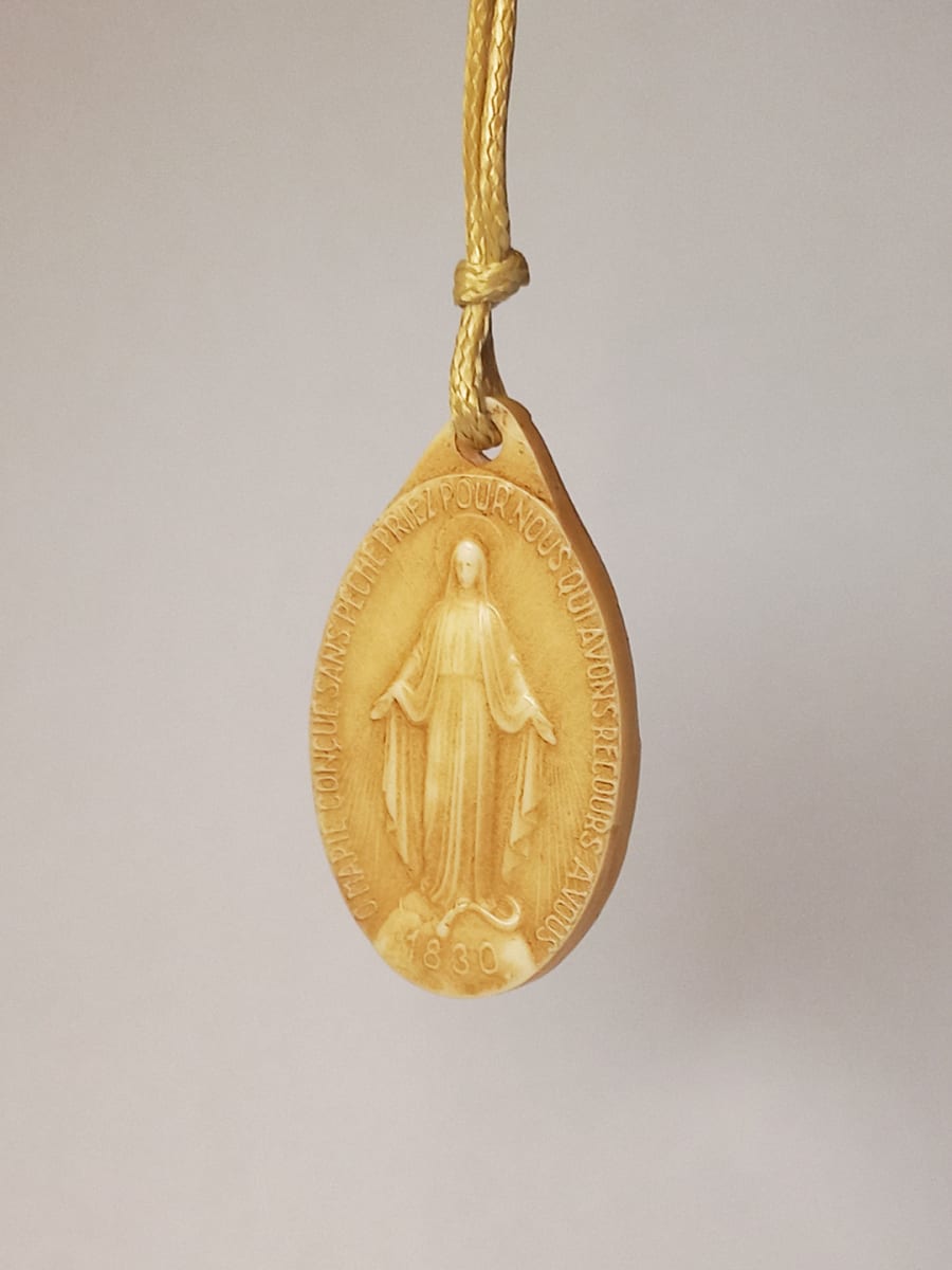 MEDALLA VIRGEN MILAGROSA CHICA3