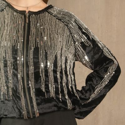 CHAQUETA BOMBER VELVET LENTEJUELAS - NEGRO CHAQUETA BOMBER VELVET LENTEJUELAS - NEGRO