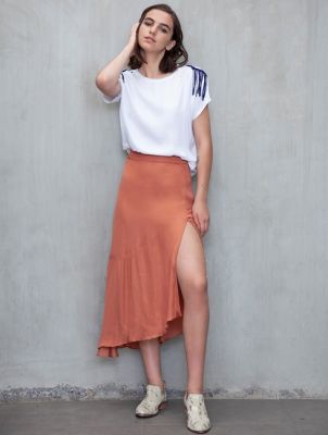 FALDA ASIMETRICA SATIN FALDA ASIMETRICA SATIN