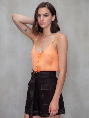 SHORT CON CINTURON SHORT CON CINTURON
