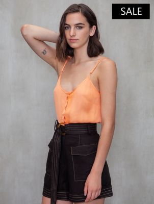 SHORT CON CINTURON SHORT CON CINTURON
