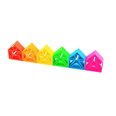 SET DE 6 PERSONAS Y 6 CASAS DE COLORES