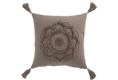 ALMOHADA FLOR + BORLAS ALGODON TOPO
