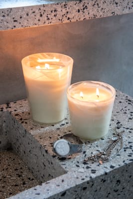 VELA PERFUMADA NOA BLANCO MEDIUM-68H