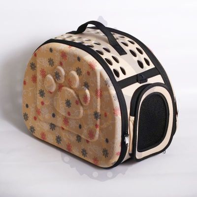 Bolso con flores negras y rojas Bolso con flores negras y rojas