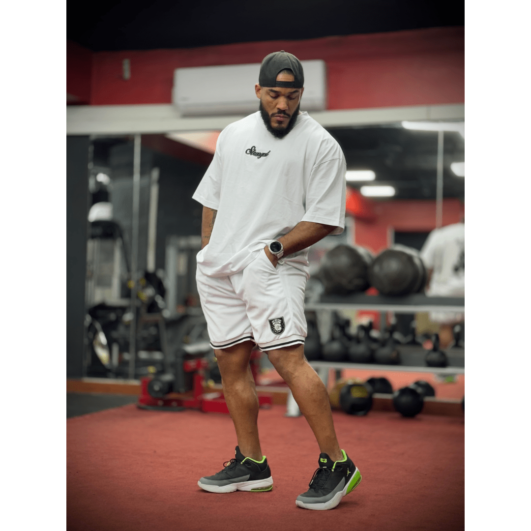 BOXY FIT STRONG - WHITE6