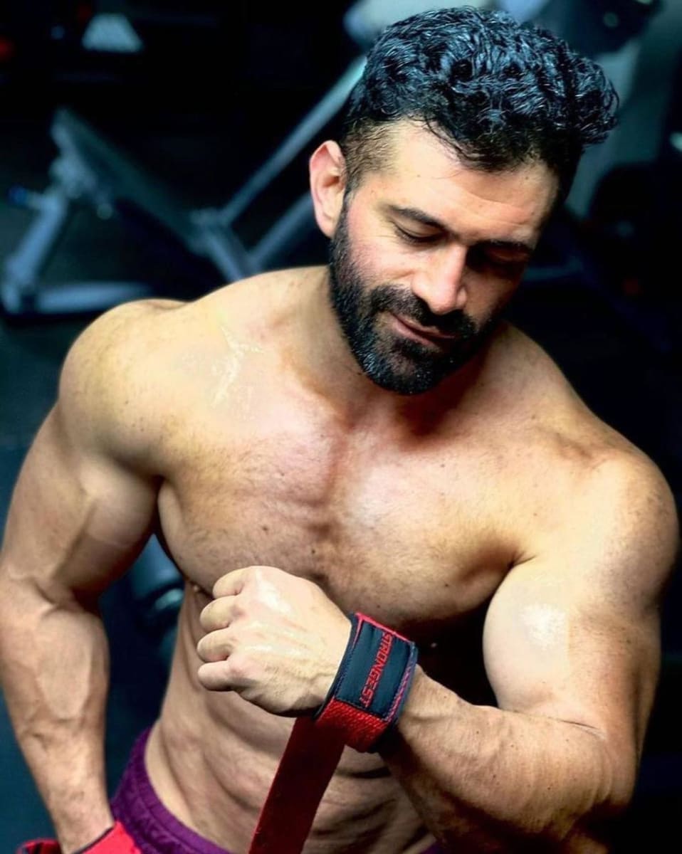 Strong Straps6