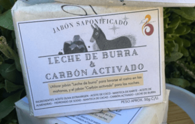 PACK ACNÉ - JABÓN con LECHE DE BURRA sin aroma (50 g) + JABÓN CARBÓN ACTIVADO (50 g) - La Linne