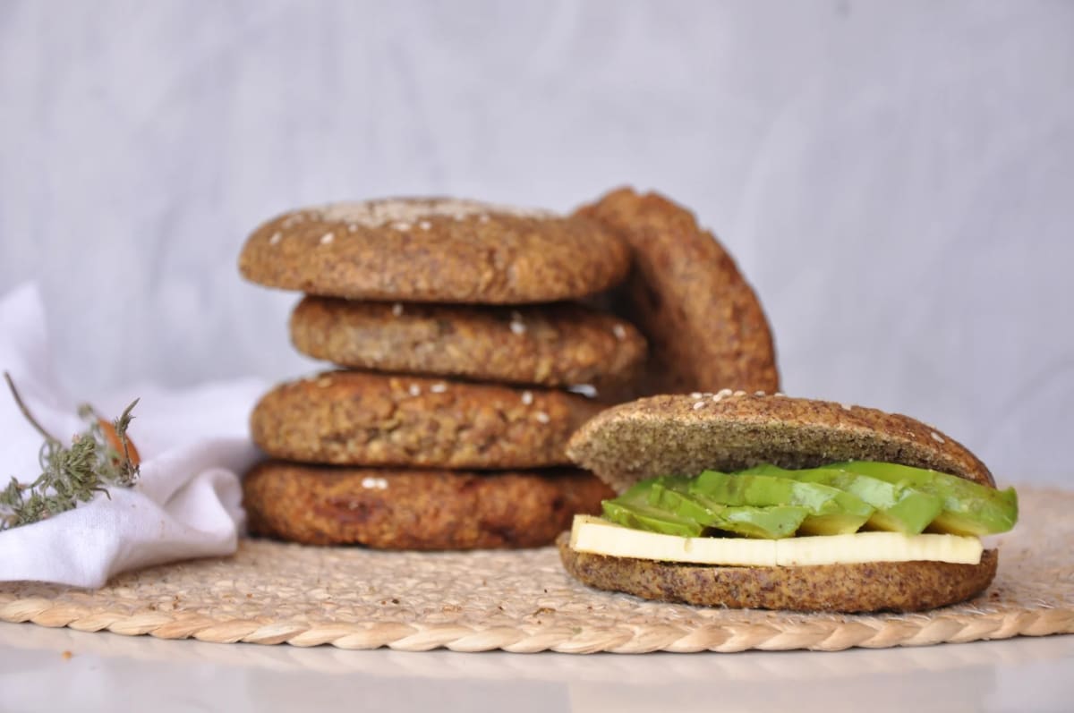 PAN HALLULLA de ALMENDRA sin piel - 6 Un2