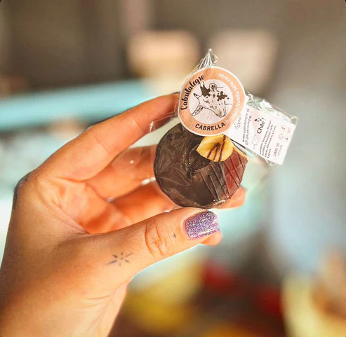 CABRELLA Bombón de Leche de Cabra con Avellanas - 30g - Cabritalegre1