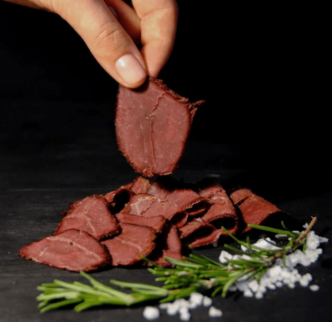 CIERVO – PASTRAMI – 100g  – W Carnes 1