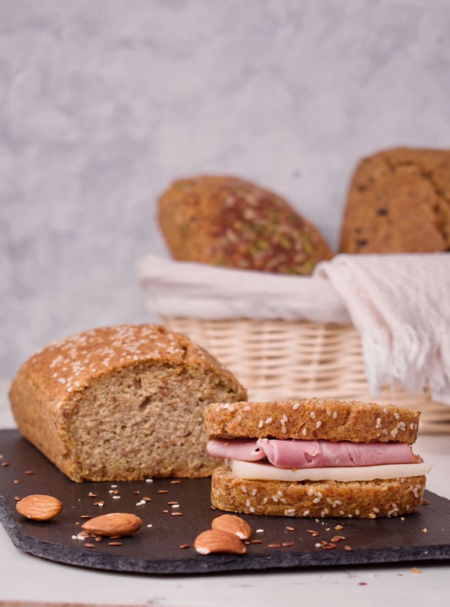 PAN TRADICIONAL de ALMENDRAS LOW CARB Rebanado - 480g2