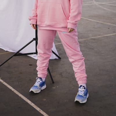 PANTALON BUZO PINK FLAG PANTALON BUZO PINK FLAG