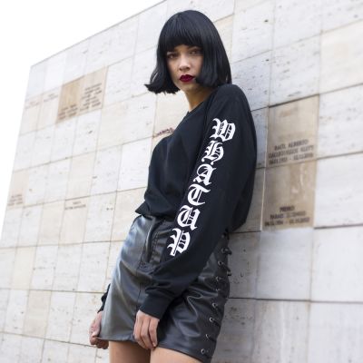 POLERA LONGFIT MANGA LARGA NEGRA POLERA LONGFIT MANGA LARGA NEGRA