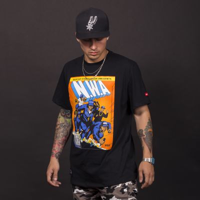 POLERA NWA POLERA NWA