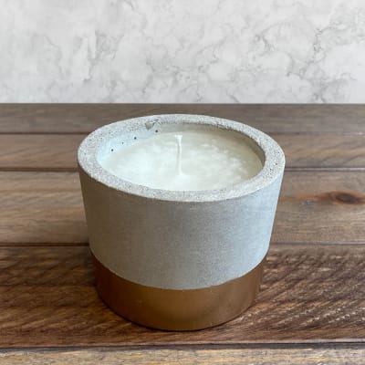 VELAS BASE DORADO & CONCRETO VELAS BASE DORADO & CONCRETO