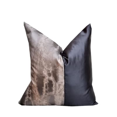 COJIN PLUMAS NEGRO MITAD JASPEADO COJIN PLUMAS NEGRO MITAD JASPEADO