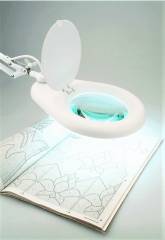 LUPA CON LAMPARA LED Y ABRAZADERA