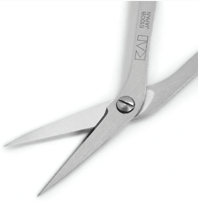 TIJERA PROFESIONAL BORDADO CURVA 4