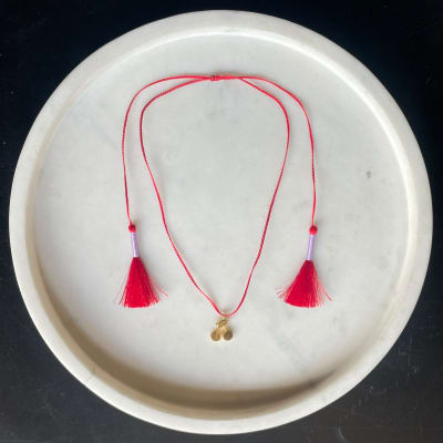 COLLAR CHERRY HILO ROJO2