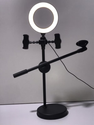 ARO DE LUZ PARA DOS CELULARES Y MICROFONO ARO DE LUZ PARA DOS CELULARES Y MICROFONO