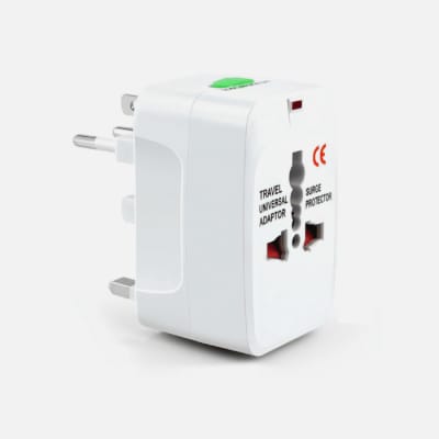 ADAPTADOR UNIVERSAL DE CORRIENTE MO-ACO1 MOTOMO1