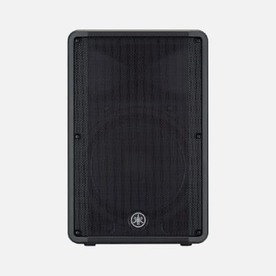 Parlante activo 15P DBR15 Yamaha1