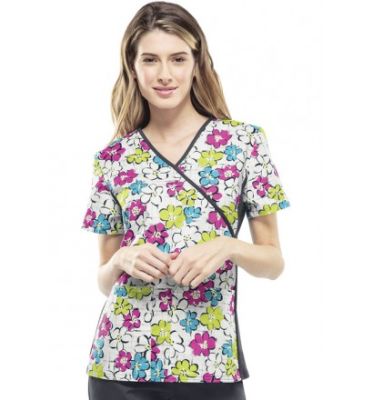 Top Cherokee blanco Estampado Flores Ribete Negro1