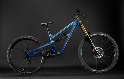 Bicicleta Collosus DH9 Blue