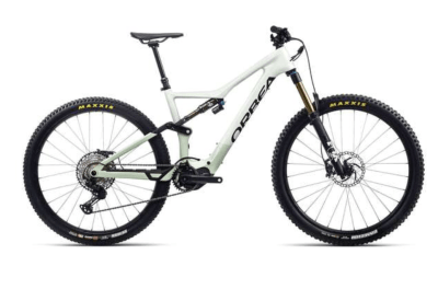 Bicicleta Rise M10 Blanco/Verde (PREVENTA) Bicicleta Rise M10 Blanco/Verde (PREVENTA)