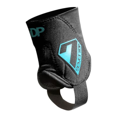 Protector de Tobillo 7 Protection Control Protector de Tobillo 7 Protection Control
