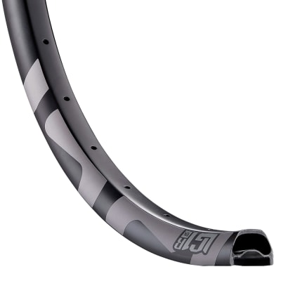 Llanta LG1 Enduro Race Carbon 29x30mm 32H Llanta LG1 Enduro Race Carbon 29x30mm 32H